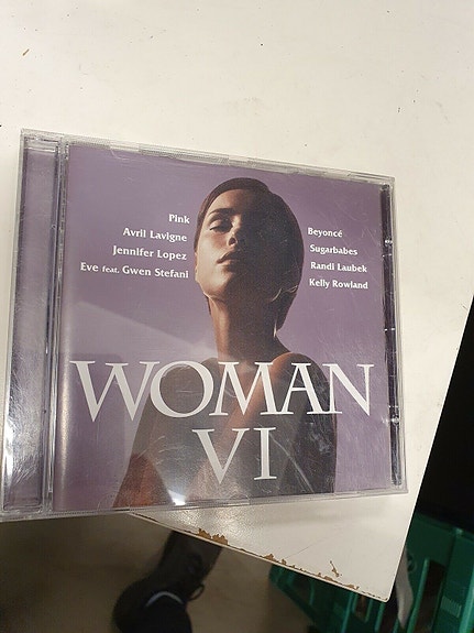 Product image 1 of 2