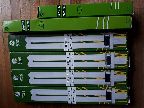 Product image 1 of 2