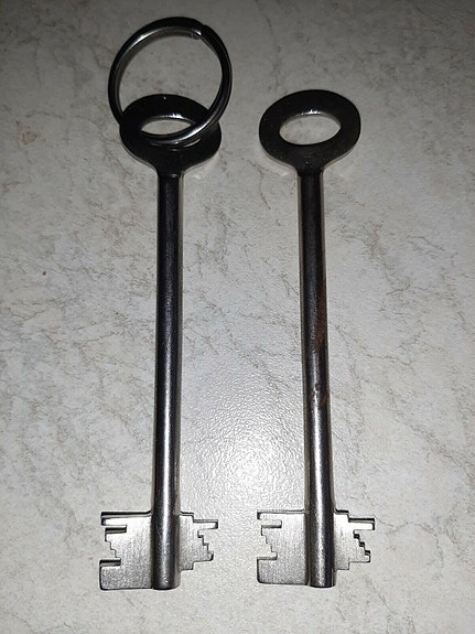 Product image 2 of 8