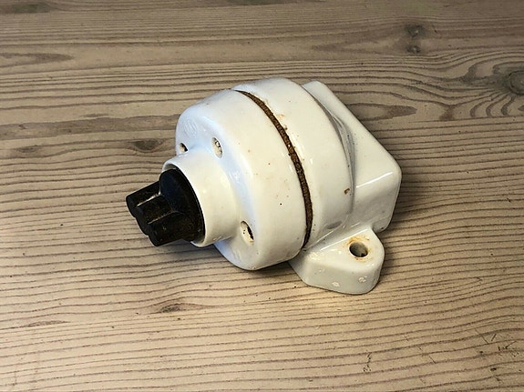 Product image 1 of 7