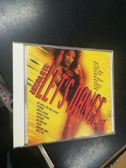 Product image 1 of 2