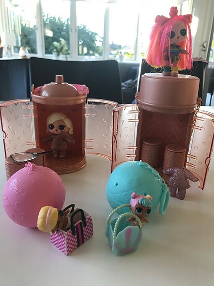 Product image 1 of 2