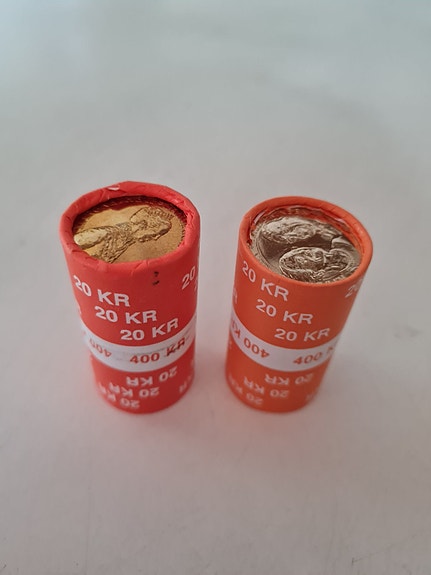 Product image 1 of 2