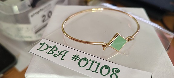 Product image 1 of 6