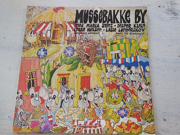 Product image 1 of 4