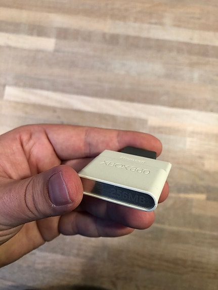 Product image 1 of 2