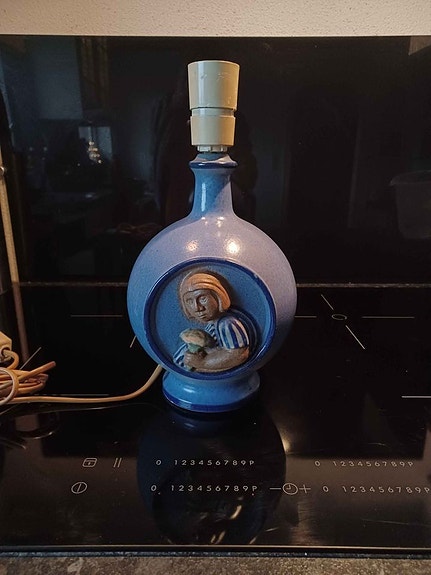 Product image 1 of 8