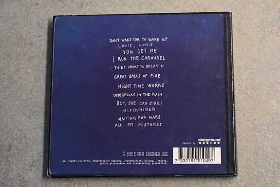 Product image 2 of 2