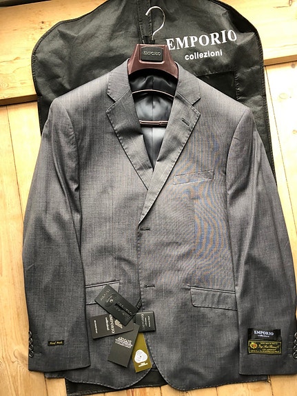 Product image 1 of 8