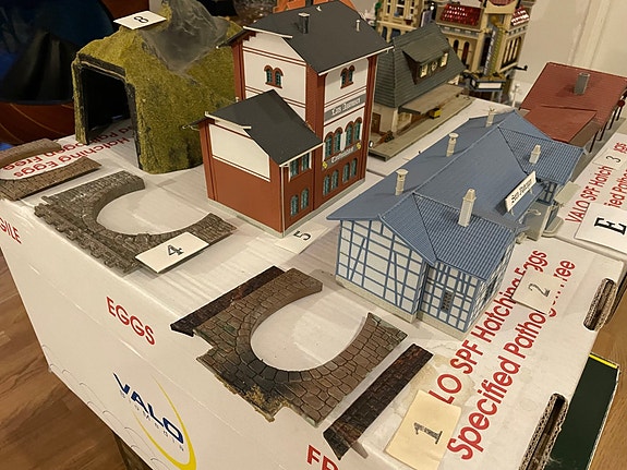 Product image 2 of 7