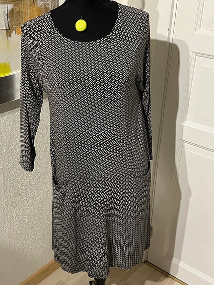 Product image 1 of 7