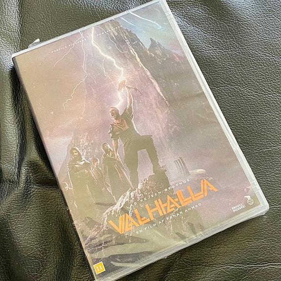 Product image 1 of 2