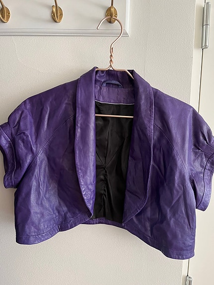 Product image 1 of 8