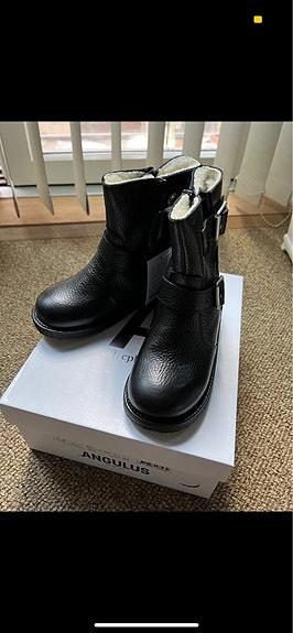 Product image 1 of 8