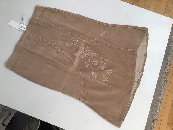 Product image 1 of 6