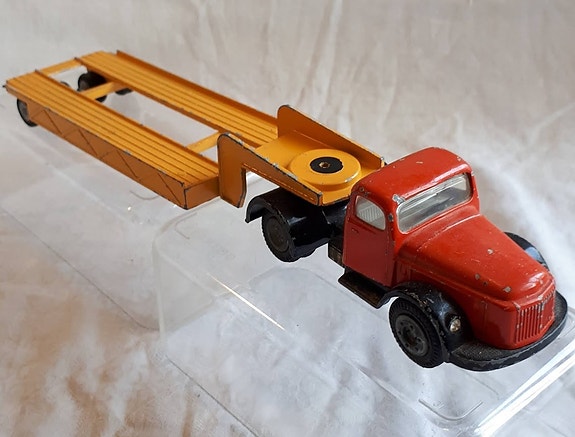 Product image 1 of 8