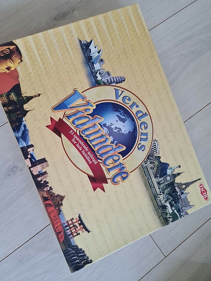 Product image 1 of 3