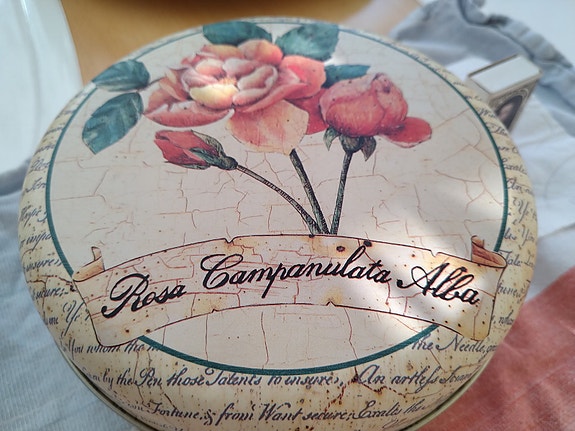 Product image 1 of 8