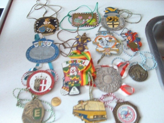 Product image 1 of 3