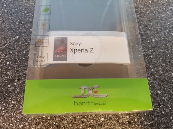 Product image 1 of 3