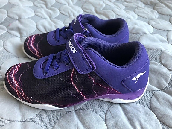 Product image 1 of 4