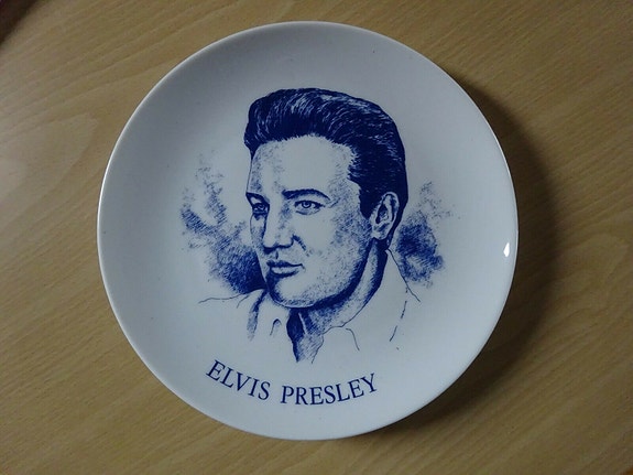 Product image 1 of 2