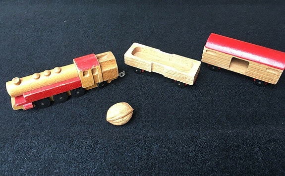 Product image 1 of 3