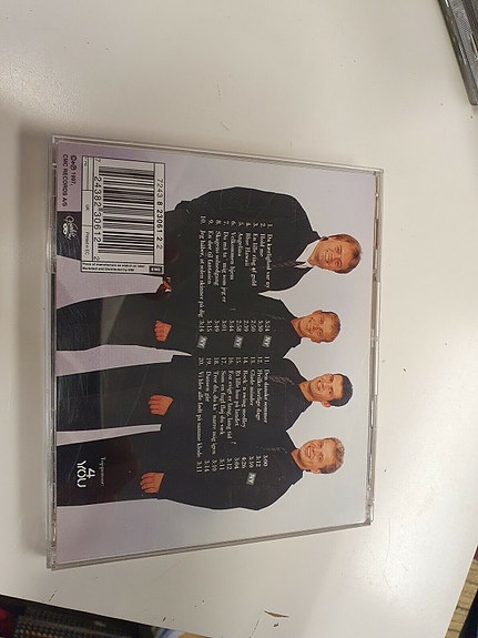 Product image 2 of 4