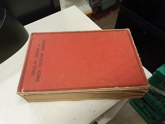 Product image 1 of 2