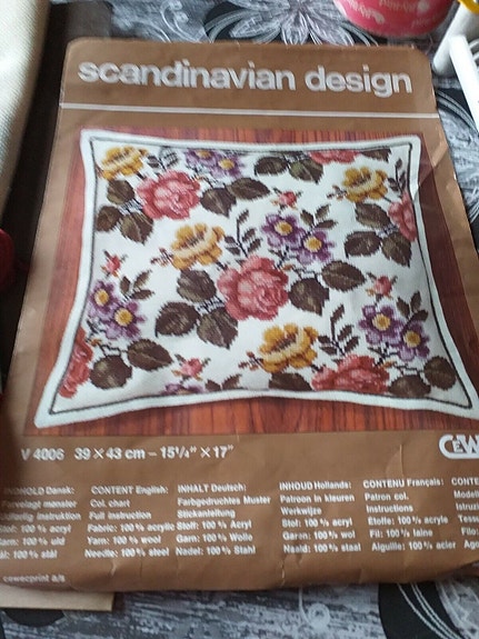 Product image 1 of 2