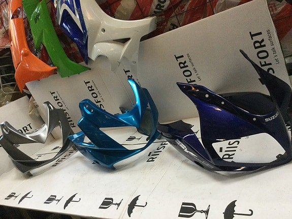 Product image 1 of 9