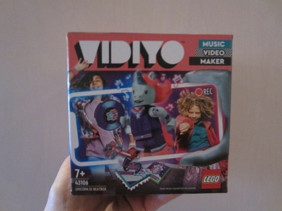 Product image 1 of 4