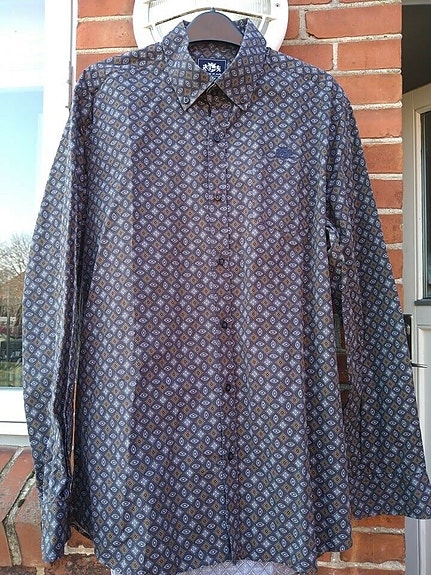 Product image 1 of 3