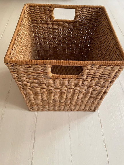 Product image 1 of 8