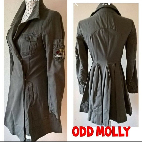 Product image 1 of 4