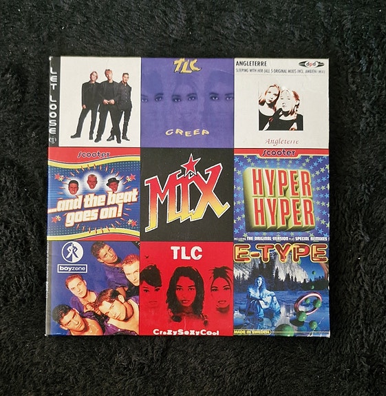 Product image 1 of 3