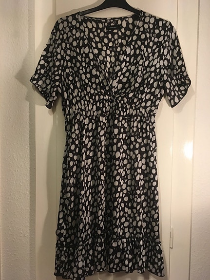 Product image 1 of 8