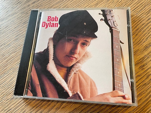 Product image 1 of 4