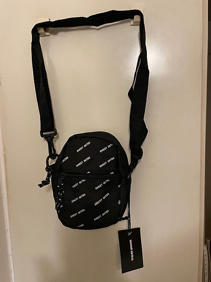 Product image 1 of 7