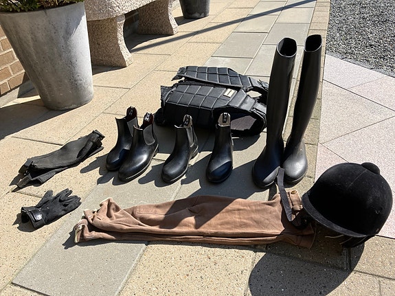 Product image 1 of 8