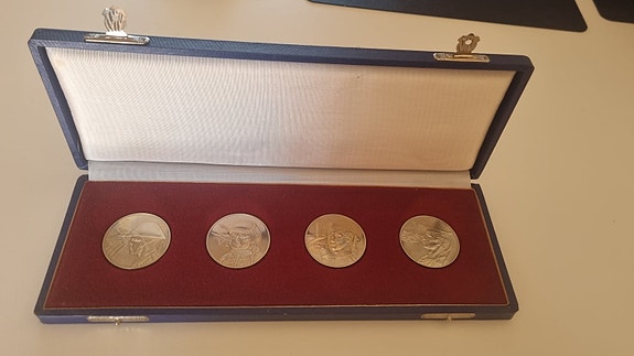 Product image 1 of 7