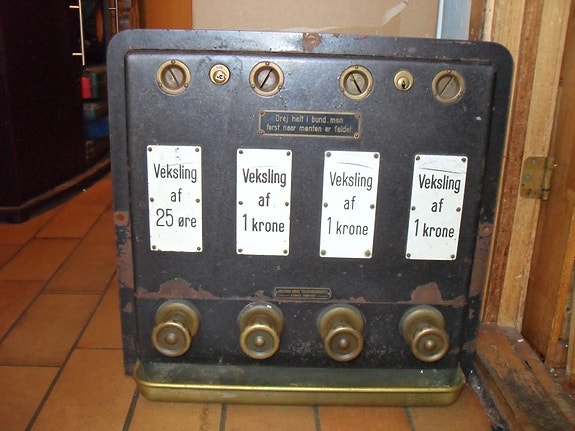 Product image 1 of 7