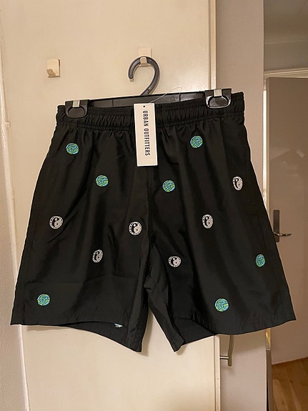 Product image 1 of 8