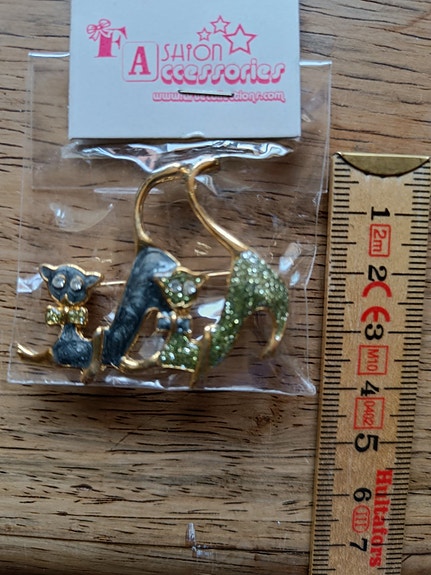 Product image 1 of 3