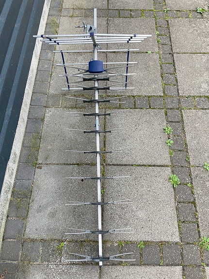 Product image 1 of 3