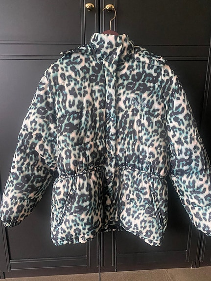 Product image 1 of 4