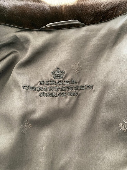 Product image 1 of 8