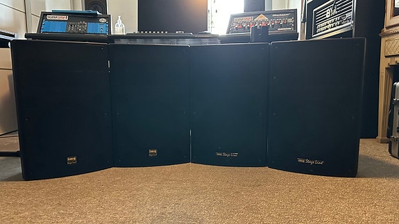 Product image 1 of 8