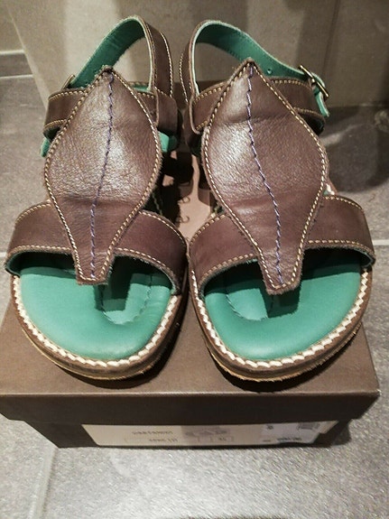 Product image 1 of 6