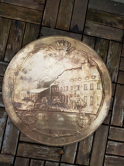 Product image 1 of 8